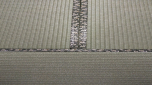新畳（不変色銀白)納品